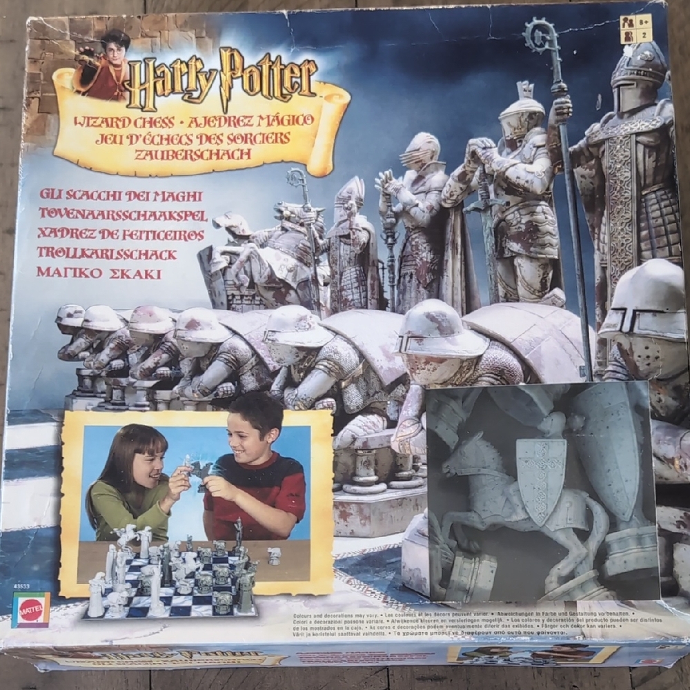 Mattel Harry Potter Wizard Chess Set - Gray and White